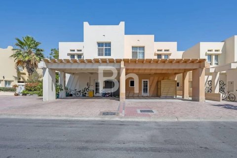 Villa de 4 dormitorios  No. 114883 10