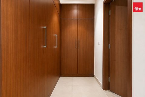 Apartment de 3 dormitorios en The Hills, UAE No. 169652 10