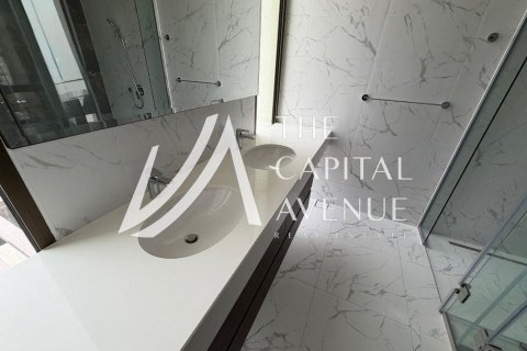 4 bedrooms Villa in Abu Dhabi, UAE No. 186850 13