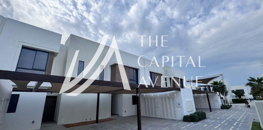 Townhouse de 2 dormitorios en Yas Island, UAE No. 185540