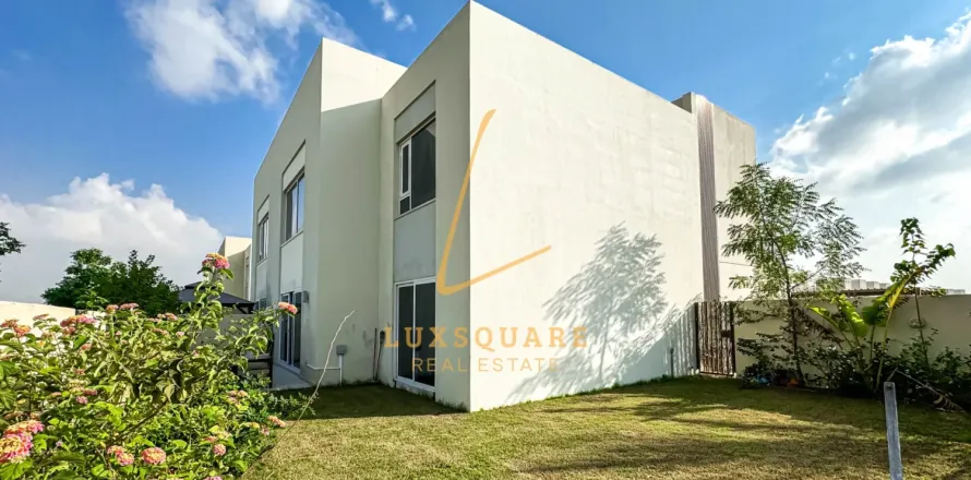 3 غرف نوم شقة في EMAAR South, الإمارات العربية المتحدة رقم 149195