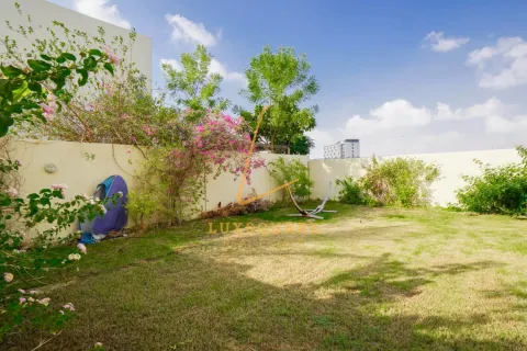 3 غرف نوم شقة في EMAAR South, الإمارات العربية المتحدة رقم 149195 18