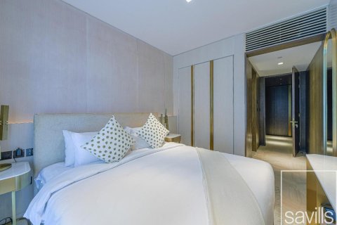 Квартира с 2 спальнями в FIVE Palm Jumeirah, ОАЭ №136556 16
