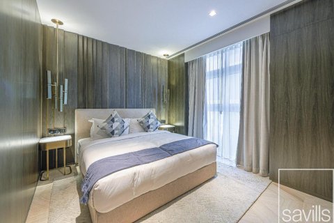 Квартира с 2 спальнями в FIVE Palm Jumeirah, ОАЭ №136556 12