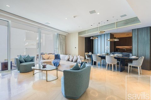 Квартира с 2 спальнями в FIVE Palm Jumeirah, ОАЭ №136556 3