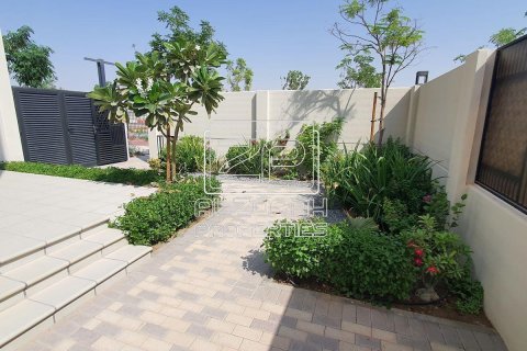 Villa de 3 dormitorios en Sharjah, UAE No. 75749 9