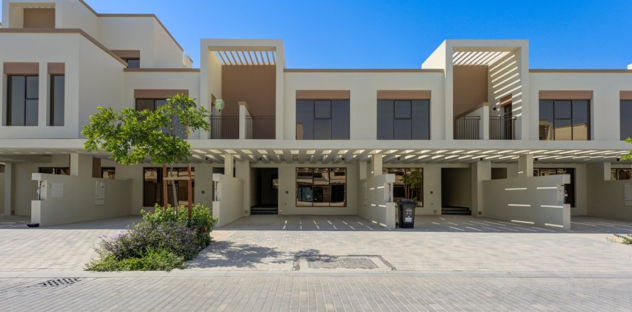 4 غرف نوم تاون هاوس في Damac Lagoons, الإمارات العربية المتحدة رقم 195034