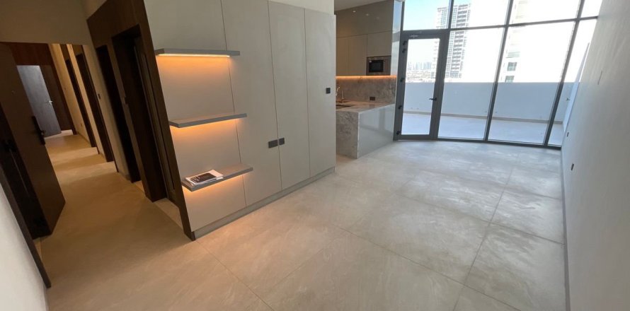 2 bedrooms Apartment in Dubai, UAE No. 115941