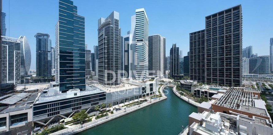 Appartement de 2 chambres à Business Bay, UAE No. 210047