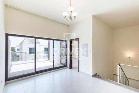 Villa de 4 chambres à District 11, UAE No. 210046 11