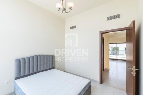 Villa de 4 chambres à District 11, UAE No. 210046 10