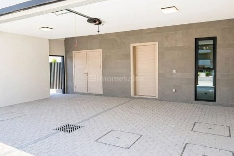 5 bedrooms Villa in The Valley, UAE No. 165411 10