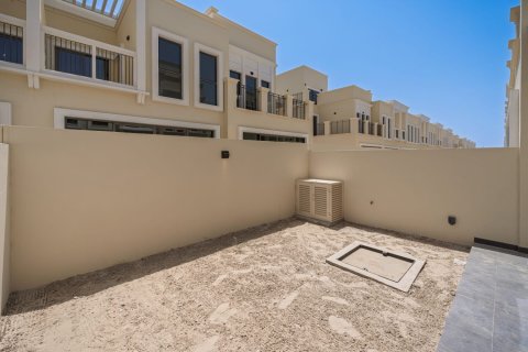 Таунхаус с 4 спальнями в Damac Lagoons, ОАЭ №165410 17