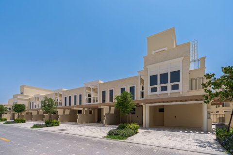 Таунхаус с 4 спальнями в Damac Lagoons, ОАЭ №165410 18