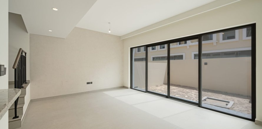 Таунхаус с 4 спальнями в Damac Lagoons, ОАЭ №165410