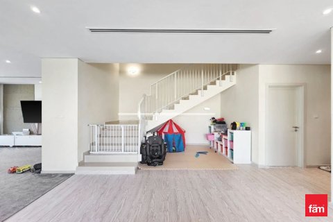 3 bedrooms Townhouse in Dubai, UAE No. 147832 5
