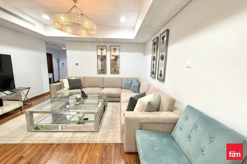 Apartment de 2 dormitorios en Dubai Marina, UAE No. 147836 3