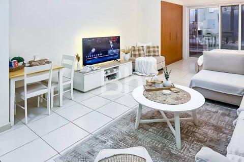 Studio Apartment in Jumeirah Village Circle, UAE No. 172048