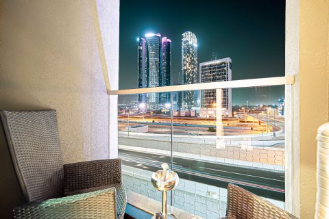 1 bedroom Apartment in Business Bay, UAE No. 199670 17