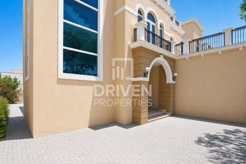 3 غرف نوم فيلا في Jumeirah Park, الإمارات العربية المتحدة رقم 202866 28