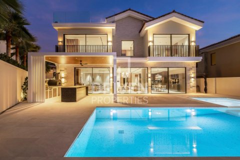 Villa de 7 dormitorios en Jumeirah Golf Estates, UAE No. 202862