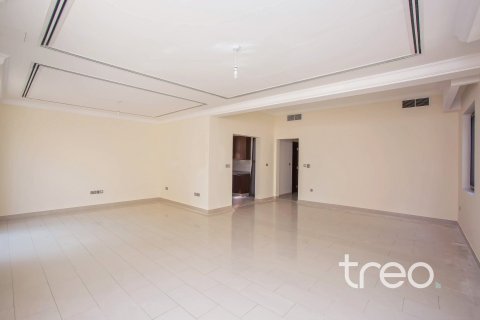 3 bedrooms Villa in Casa, UAE No. 188024 4