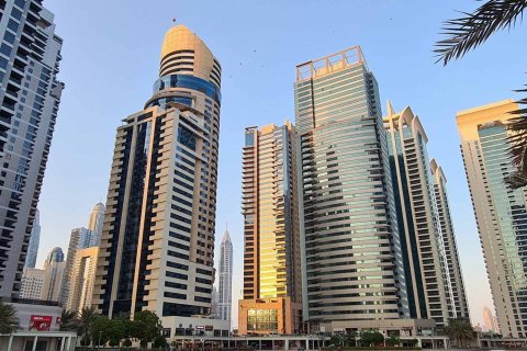 ONE LAKE PLAZA  No. 70064