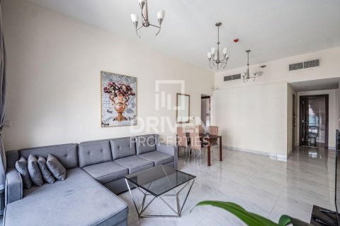 Apartment de 2 dormitorios en Jumeirah Village Circle, UAE No. 190447 4