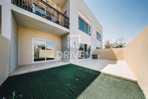 Apartment de 2 dormitorios en EMAAR South, UAE No. 190448 10