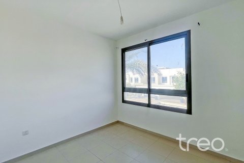 Townhouse de 4 dormitorios en Hayat Townhouses, UAE No. 200803 10