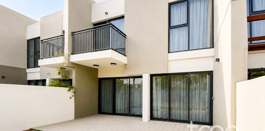 Villa de 3 chambres à Villanova, UAE No. 200798