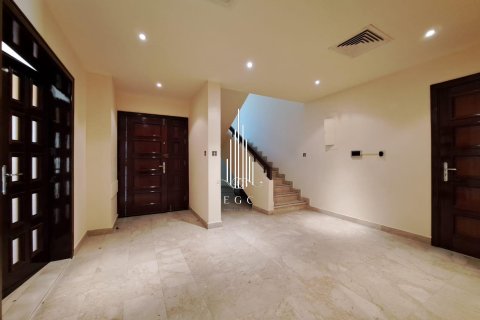 Villa de 4 dormitorios en Al Dhafrah, UAE No. 22620 5