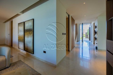 Villa de 5 dormitorios en  Saadiyat Island, UAE No. 167940
