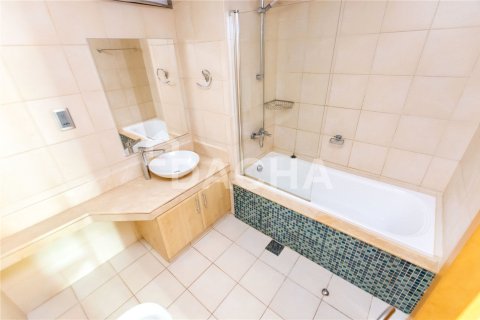 1 bedroom Apartment in Shoreline Apartments, UAE No. 155660 8