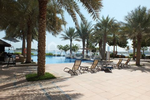 1 bedroom Apartment in Shoreline Apartments, UAE No. 155660 12