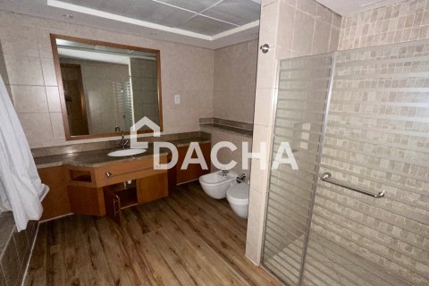 Квартира с 2 спальнями в Al Fattan Marine Tower, ОАЭ №155658 3