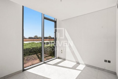 Appartement de 2 chambres à District One, UAE No. 198780 9