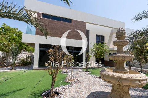 Villa de 5 dormitorios  No. 114979 27