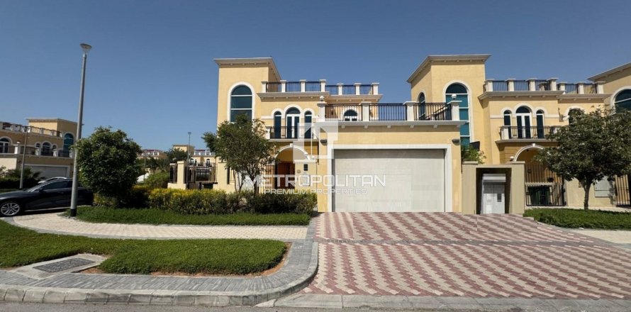 Villa de 4 dormitorios en Legacy Nova Villas, UAE No. 62234