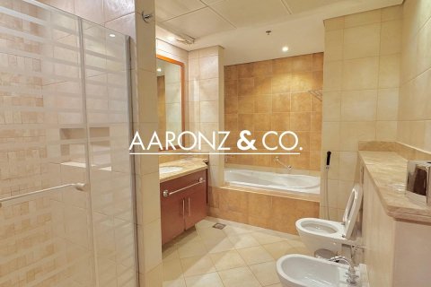 Квартира с 2 спальнями в Джумейра Бич Резиденс, ОАЭ №145997 11