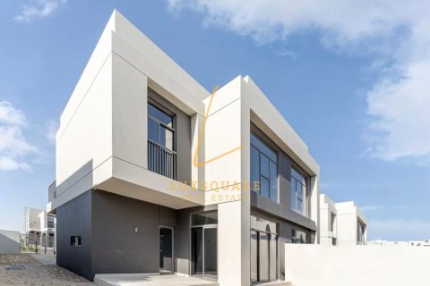 Вилла с 3 спальнями в The Pulse, ОАЭ №145993