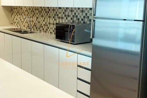 Квартира с 2 спальнями в Бизнес-Бэй, ОАЭ №145995 12