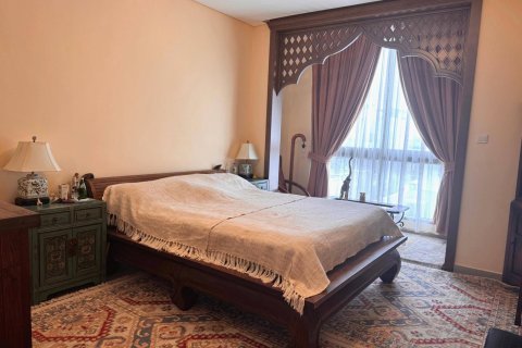 Villa de 4 dormitorios en Sharjah, UAE No. 154135 9