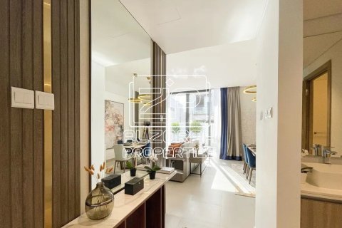 Villa de 5 dormitorios en Hamriyah Free Zone, UAE No. 154136 18