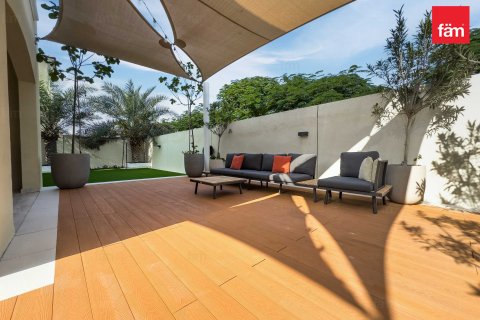 Villa de 4 dormitorios  No. 134758 28