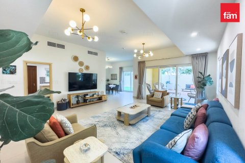 Villa de 4 dormitorios  No. 134758 4