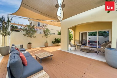 Villa de 4 dormitorios  No. 134758 22