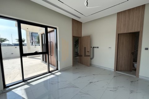 Villa de 4 dormitorios en  Yas Island, UAE No. 86962 13