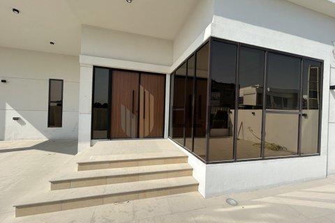 Villa de 4 dormitorios en  Yas Island, UAE No. 86962 2