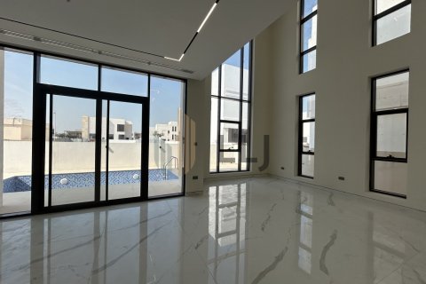 Villa de 4 dormitorios en  Yas Island, UAE No. 86962 3